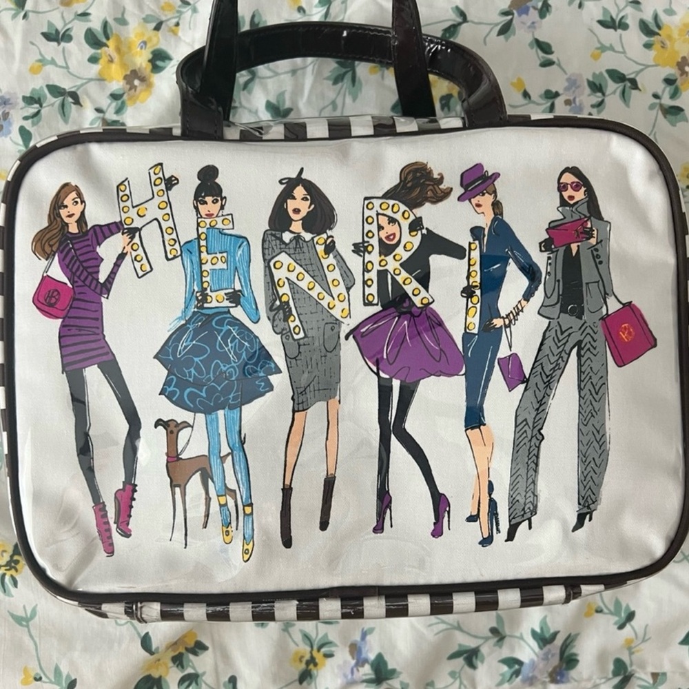 Henri Bendel Black and White Cosmetic Bag - Picture 11 of 11